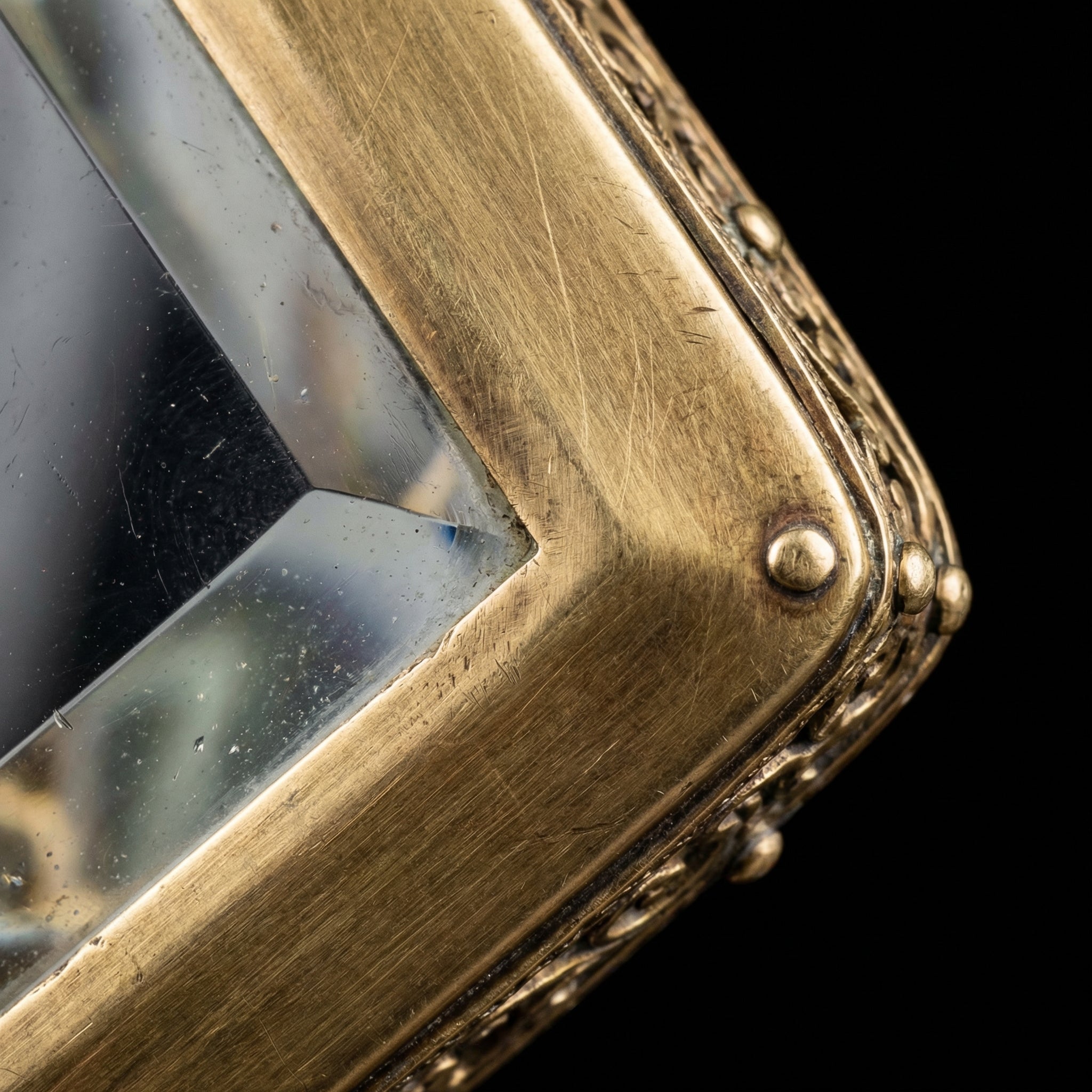 cascade-rain-pendant-b detail